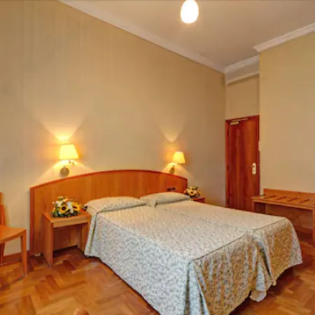 Corot Hotel