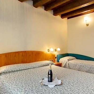 Hotel Corot Rome