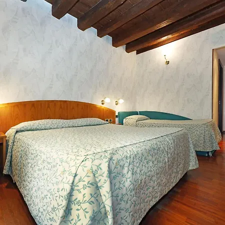 Corot Ξενοδοχείο 3*